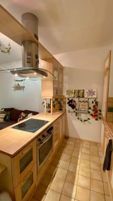 Lovely Apartment In The Centre, Street Level And Inner Yard Helsinki Exterior foto